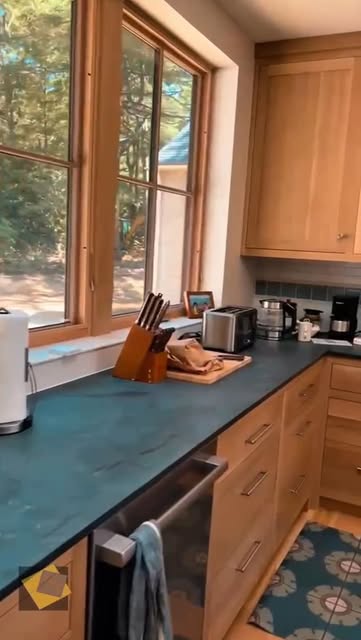 Kitchen counter